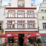 Апартаменты Cafe 28 & Am Markt