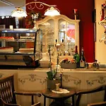 Апартаменты Cafe 28 & Am Markt Висмар