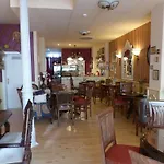 Cafe 28 & Am Markt Апартаменты *